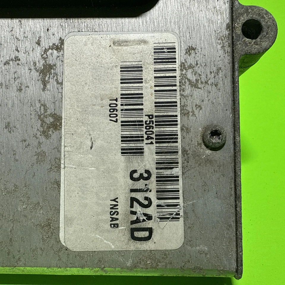 Jeep Wrangler 1997 4,0 motor M/T control informático ECU ECM #P56041312AD Foto 2 de 3