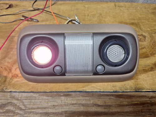 1994-1999 GMC Chevy Suburban Tahoe Yukon Astro Dome Light Map OEM 15725081 Tan  - Bild 7 von 13