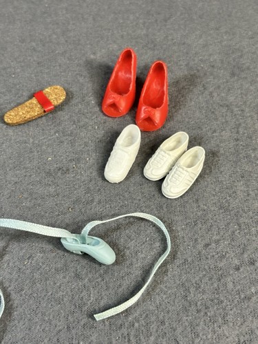 VTG Mattel Barbie Lot Random Shoes Heels Boots Doll Replacements - See Des - Picture 3 of 3