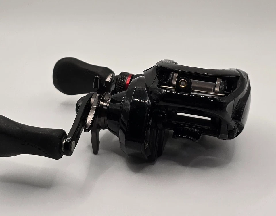 Shimano Scorpion DC 100 Baitcast Reel Right Hand from Japan - Image 4 of 4