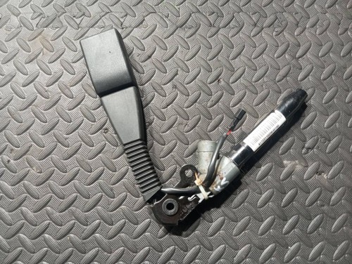 BMW X5 E70 2012 Vorne links Gurtschloss vorne 3065663 TGP3415