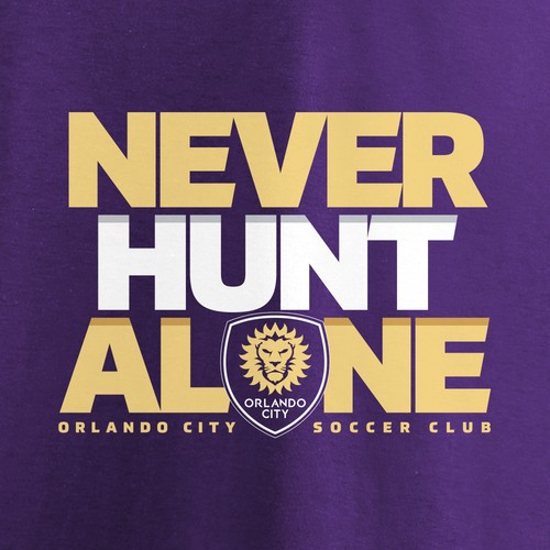 Camiseta Para Hombre Púrpura Orlando City SC Hometown Collection Never Hunt Alone - Imagen 3 de 5