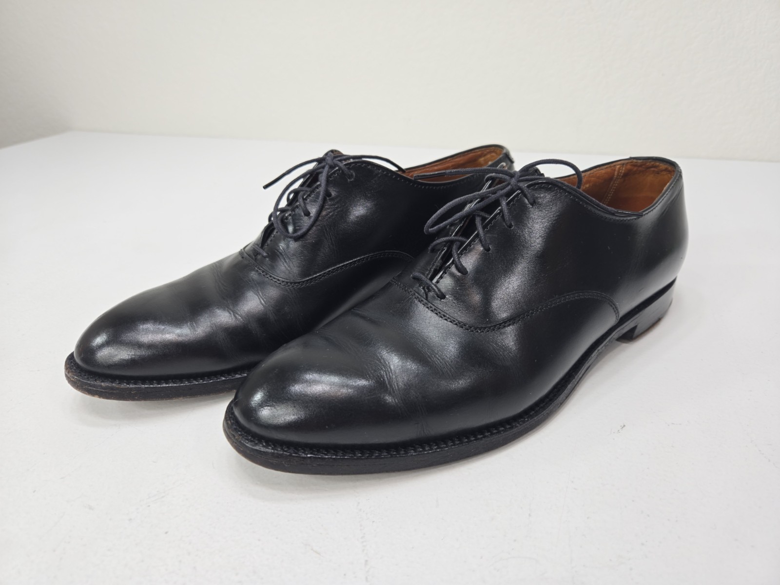 Alden 932 Black Calfskin Plain Toe Bal
