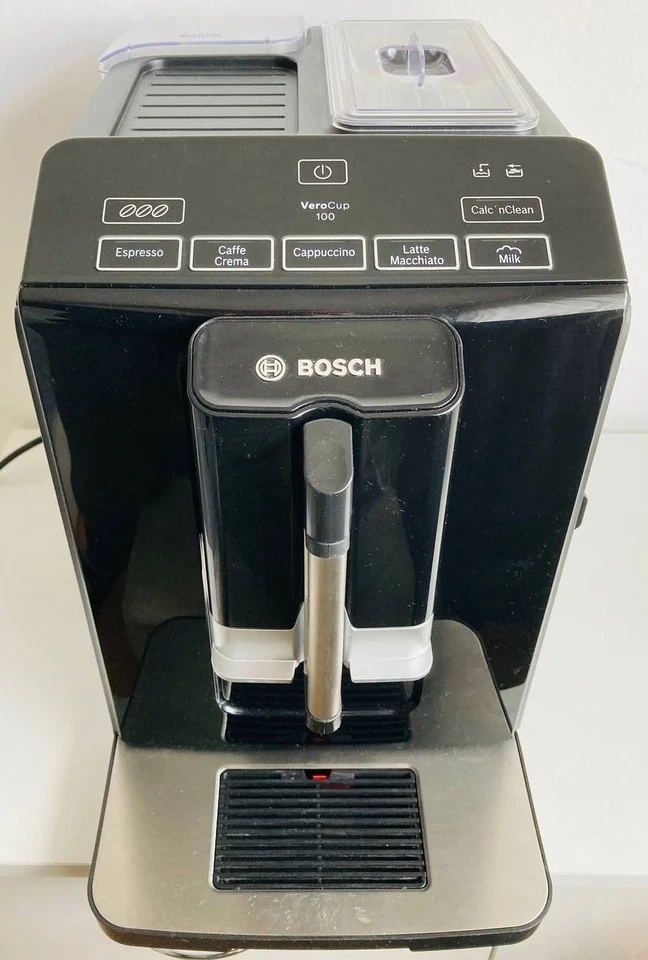 Bosch VeroCup 100 – Vollautomatische Kaffeemaschine in Top-Zustand! - Bild 2 von 4