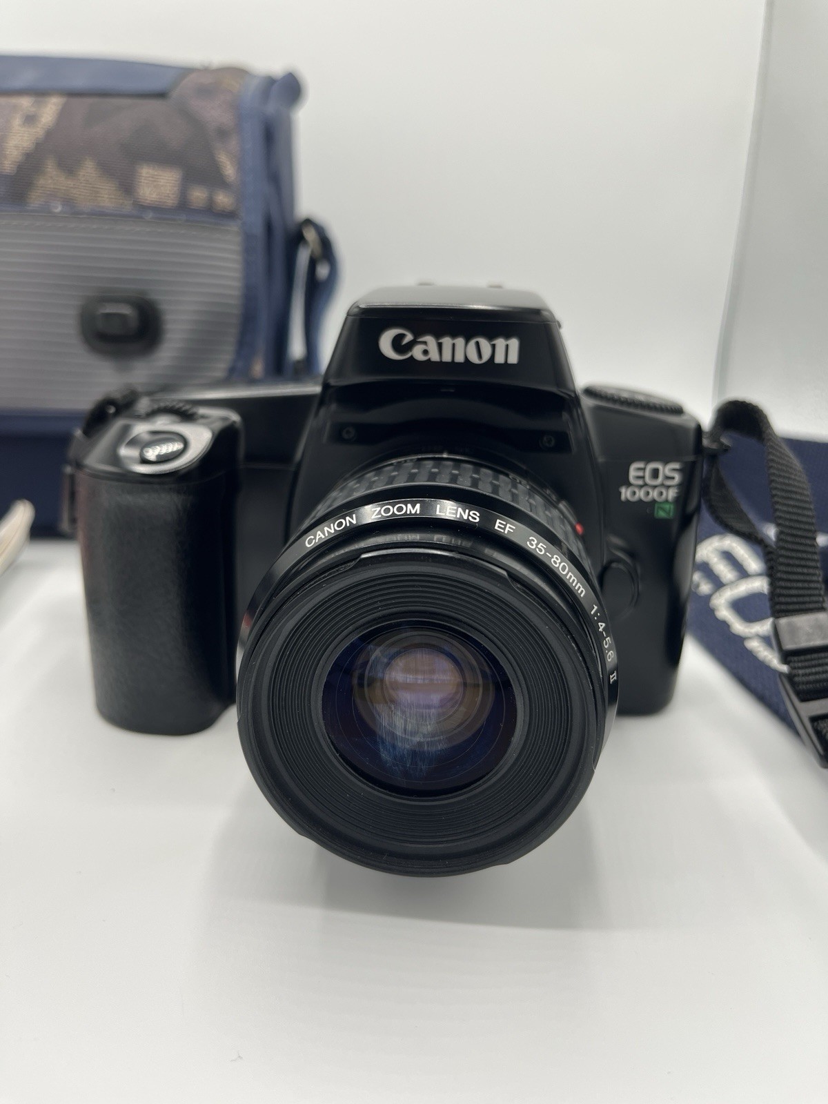 Canon EOS 1000F con obiettivo zoom EF 35-80mm foto 5
