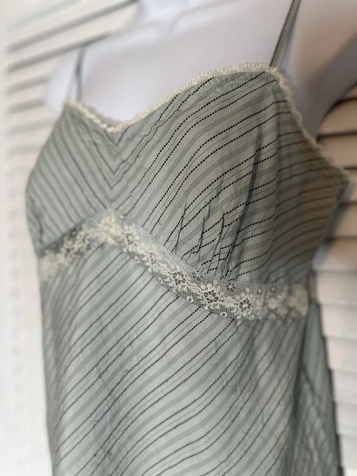 Camiseta sin mangas Babydoll Cami con ribete de encaje de seda de colección Kawaii Elena Bella rayas Y2K hada S Foto 4 de 4