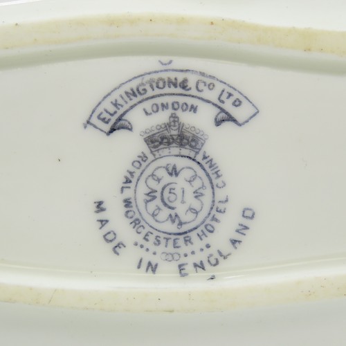Queen Anne's Mansion 4" Dish/Tray Elkington Co. Black/Gold Royal Worcester Hotel - Picture 4 of 6