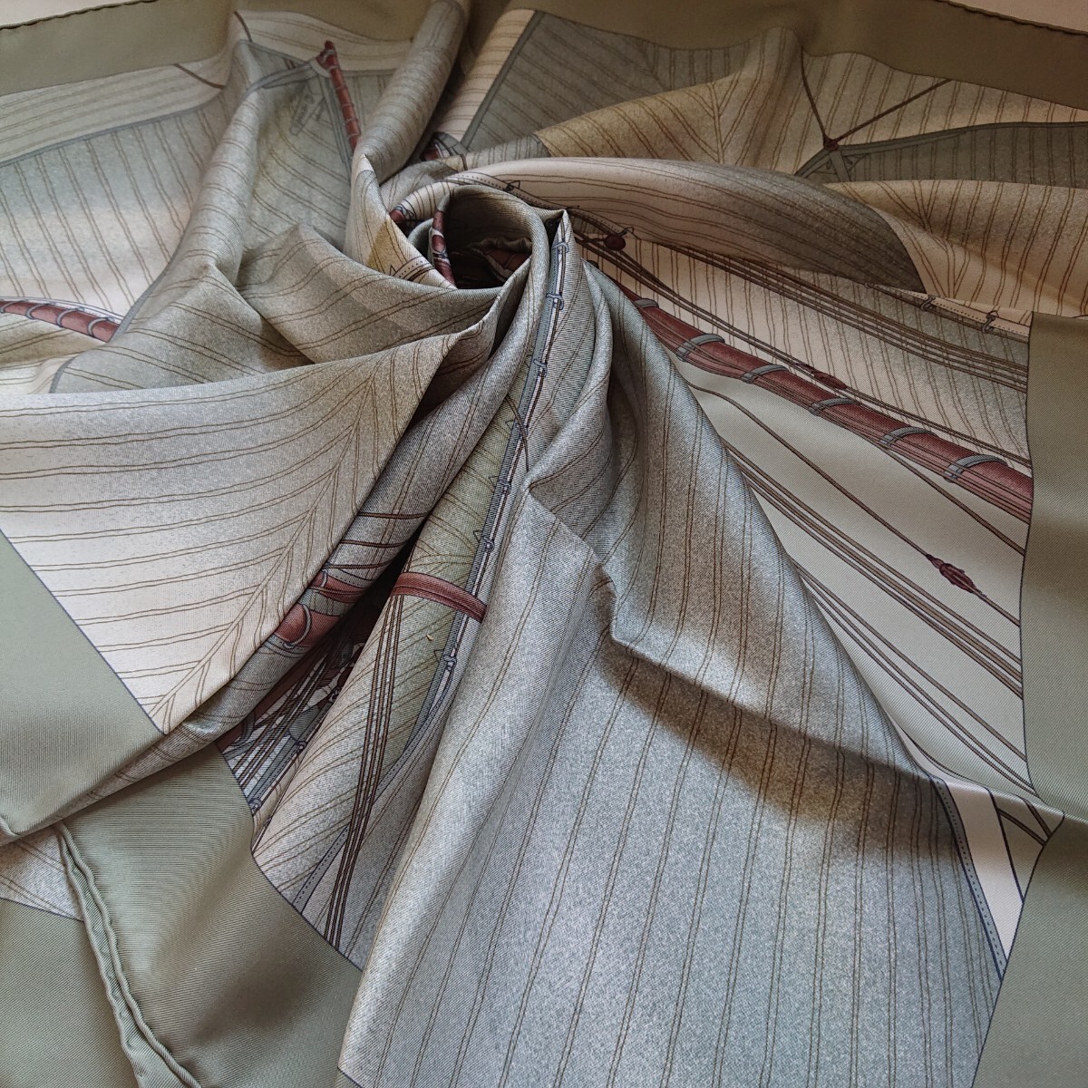 HERMES Scarf Carre 90 
