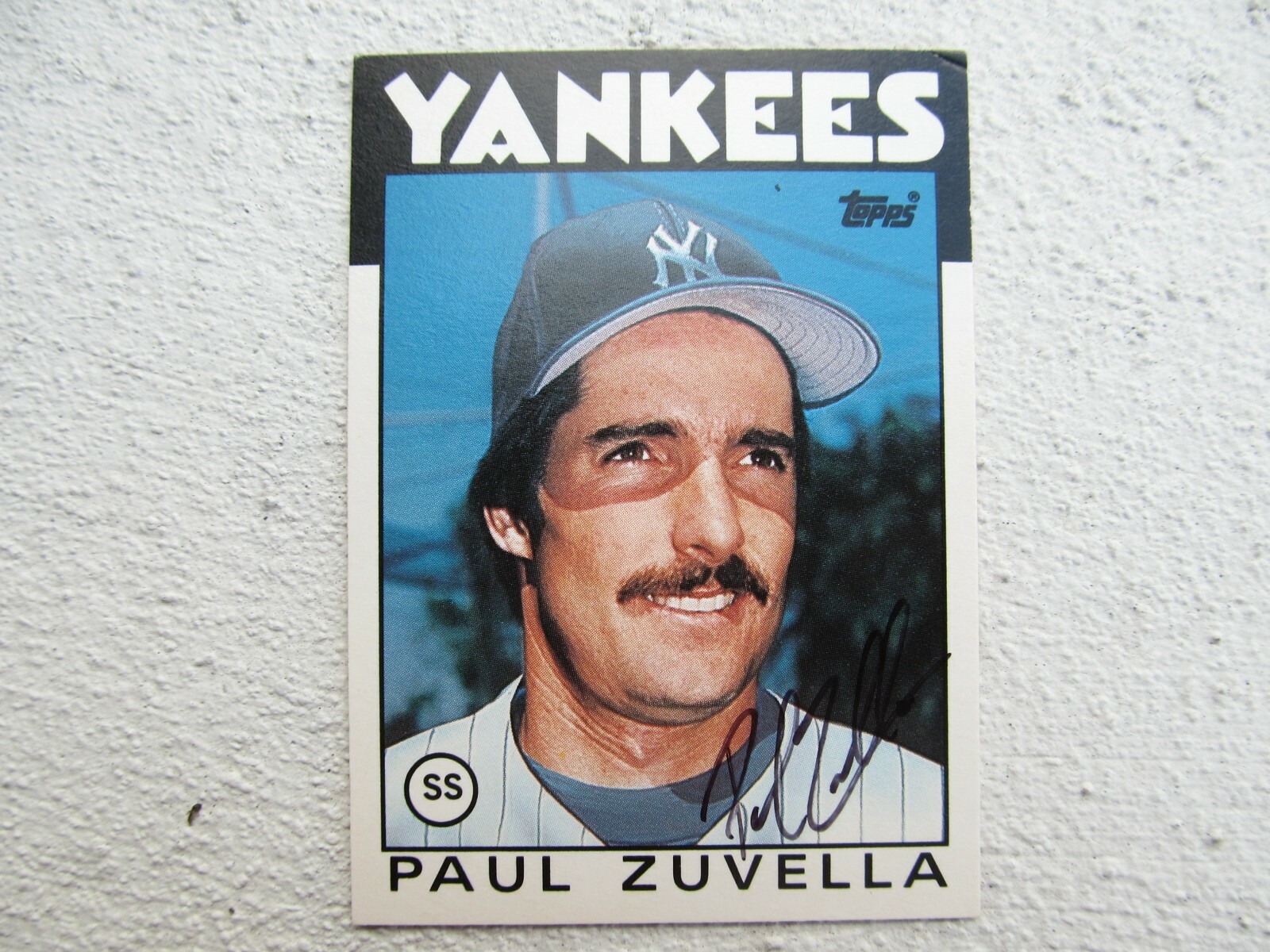 Yankees Paul Zuvella Signed Autographed 1986 Topps Traded Nr.Mint
