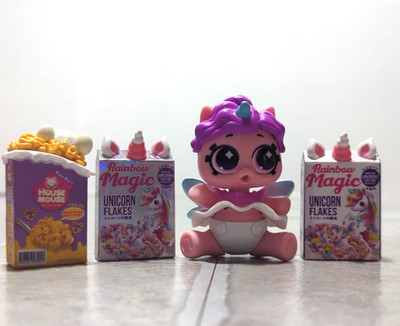 Rainbow Magic Unicorn Flakes  And House Mouse Zuru Mini Brands Lot Of 4