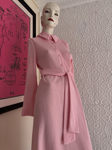 Vestido rosa vintage años 70-Maxi-Poliéster-Mod-Gogo-Cottage-Coquette-Pequeño - Imagen 12 de 14