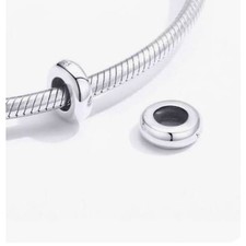 THE SIS KISS Silver Charm Spacer