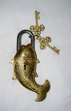 Tibetan Fish Padlock Brass Handmade Golden Finish Heavy Safety Door Lock AR51