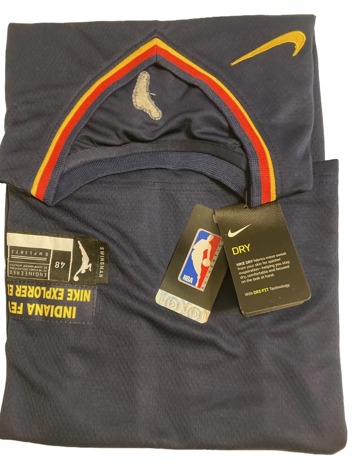 Caitlin Clark #22 Indiana Fever Stitched Blue Jersey Adult Size Medium - Image 3 of 4