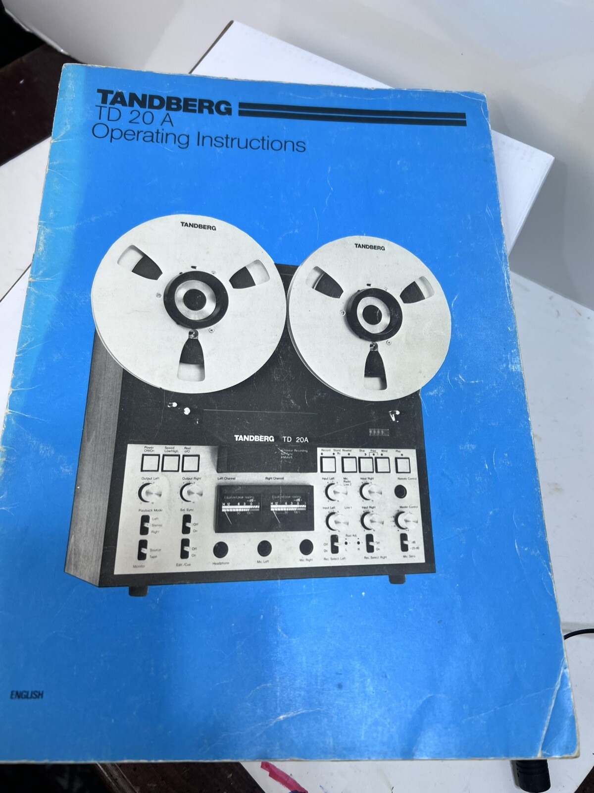 TANDBERG TD 20A Operating Instructions in English Operating Instructions 