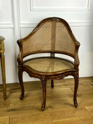 Fauteuils du XIXe siècle style louis XV, néoclassique noyer