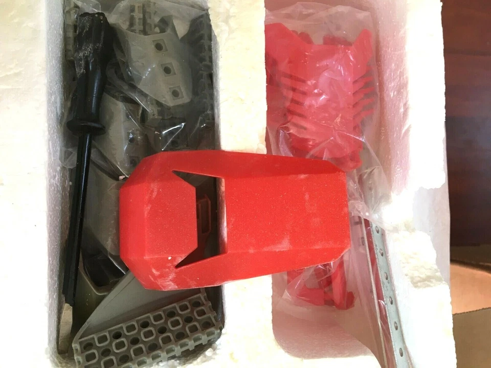 Meccano Vintage Juego Herramientas Ruedas Varillas Tuercas Pernos De Colección Usado en Excelente Condición Difícil de Encontrar Foto 3 de 4