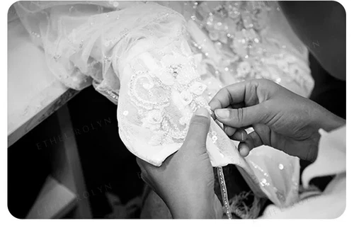 Luxury Wedding Dresses Ball Gown Sequins Appliques Ruffles Beaded Bridal Gowns - Picture 12 of 13