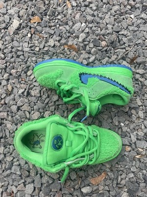 Size 7.5 - Nike SB Dunk Low x Grateful Dead Green Bear 2020