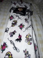 Ed Hardy Twin Plush Blanket Skull Heart Tattoo White 60x90 NWT