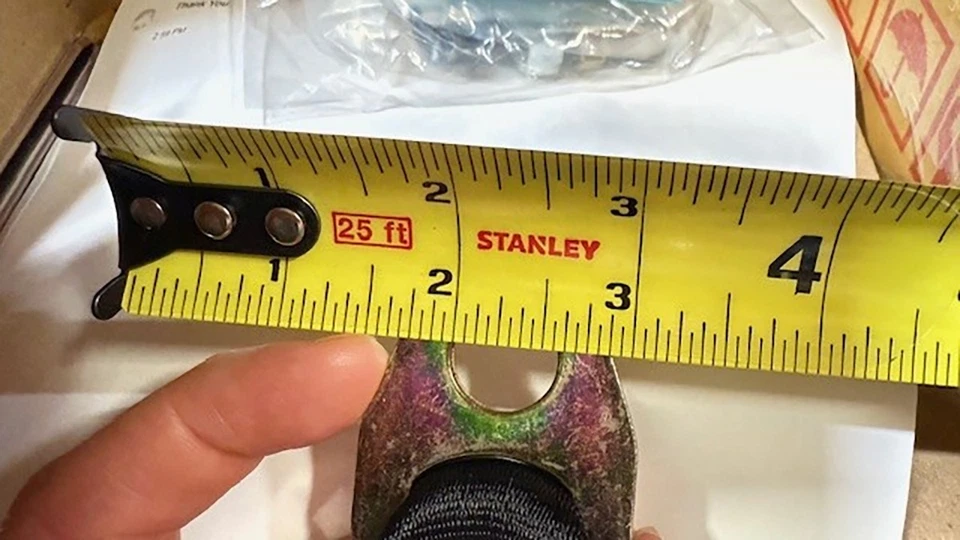 Universal 12 Inch Seat Belt Extension Kit Black Per Seat Dynacorn SBEXT-BK Foto 2 de 4