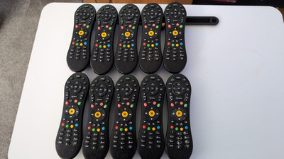 10 x Virgin Mini V6 Media Fernbedienung (Verkauft wie gesehen, Batteriedeckel fehlen)