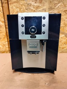 De’Longhi Perfecta Cappuccino Kaffeevollautomat als Ersatzteilspender  (O7 1133)