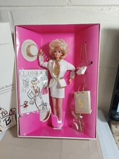 City Style Barbie Doll Classique Collection 1993 Mattel 10149