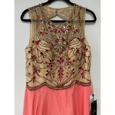 GORGEOUS NWT Alyce Paris Prom Dress