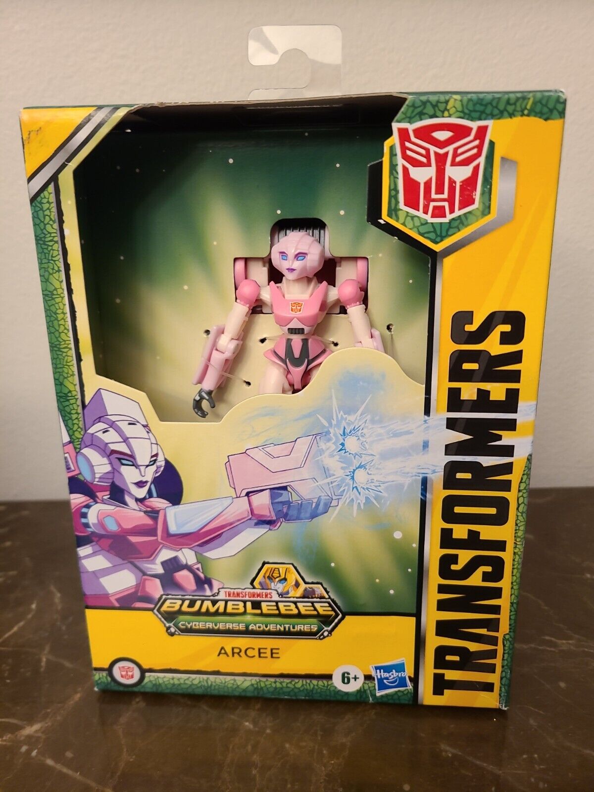 Transformers Bumblebee Cyberverse Adventures - Deluxe Arcee Action Figure - NEW