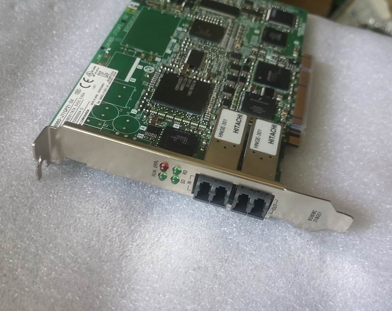 中古 MITSUBISHI Q80BD-J71GP21-SX ネットワークインターフェースボード(CAUR50207C076)