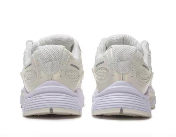 Nike V5 RNR White IH6355-047 Women's Sizes | eBay
