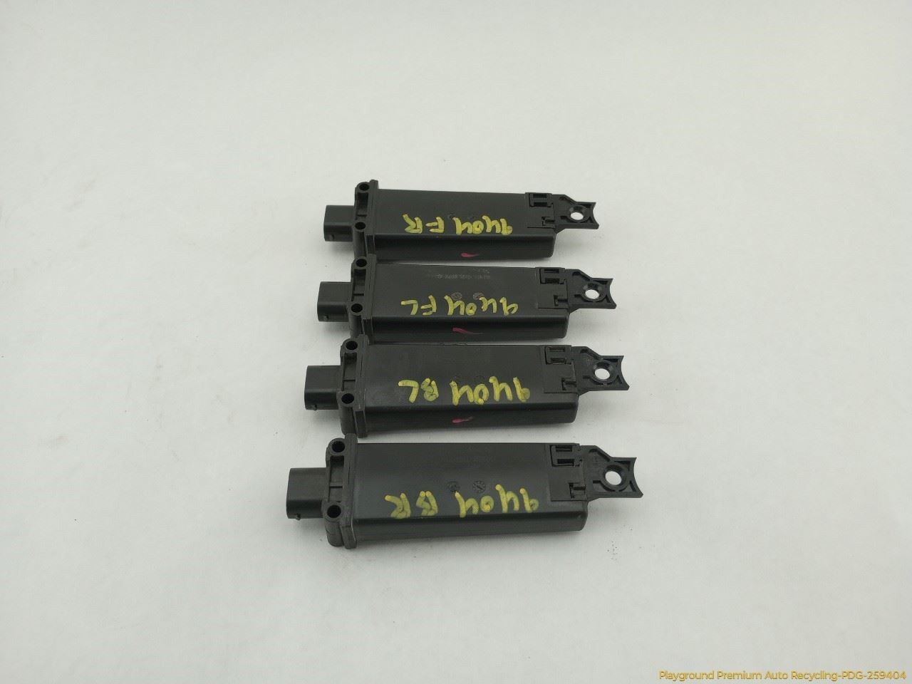 Maserati Quattroporte M139 Set Of 4 Tire Pressure Monitoring Antenna Fits 05-08