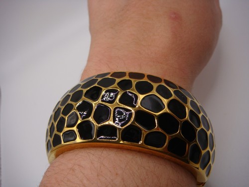 BRAZALETE BRAZALETE VINTAGE JOAN RIVERS ESMALTE NEGRO TONO DORADO BOLSO TERCIOPELO ESTATE - Imagen 6 de 14