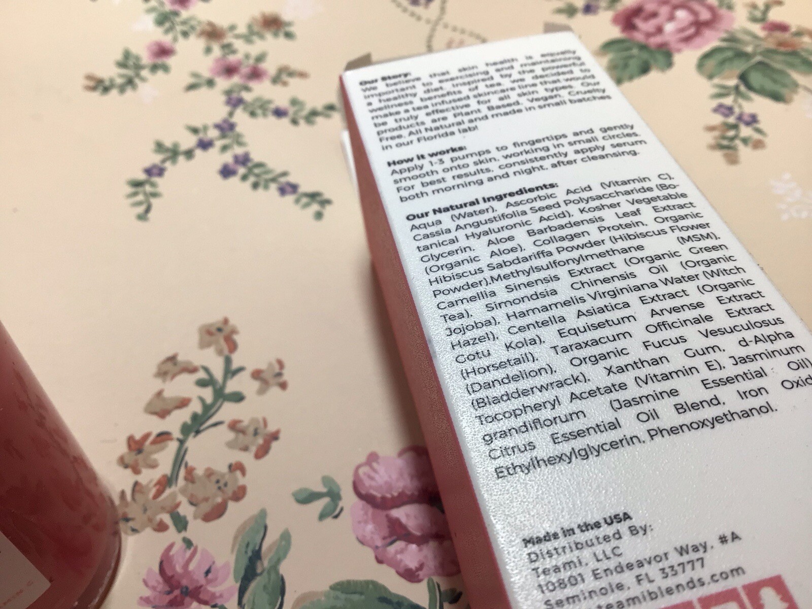 New With Box. Teami VITC Hibiscus Vitamin C Collagen Infused Facial