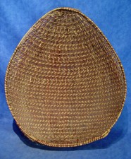 Mono / Miwok Winnowing / Sifter basketry tray