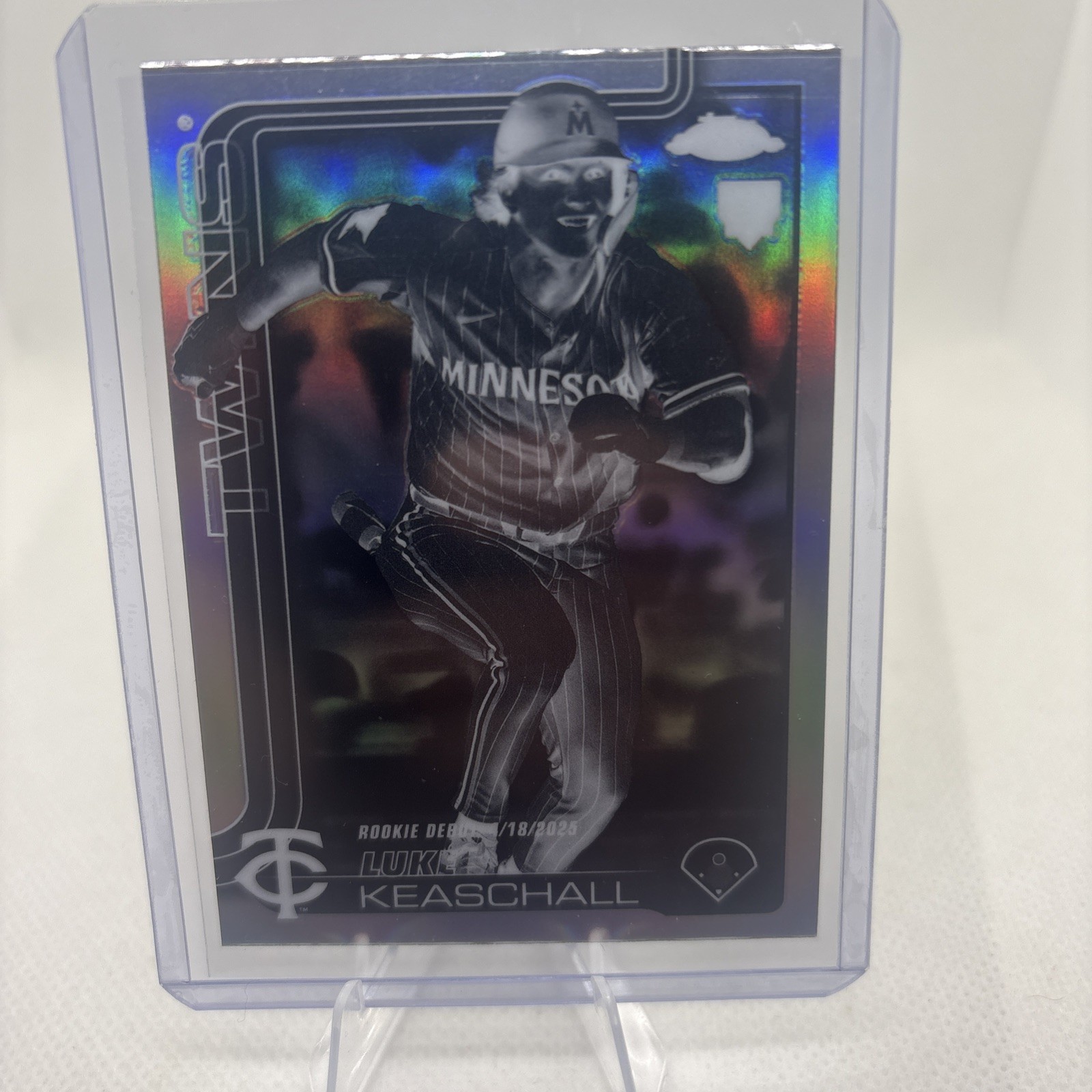 2025 Topps Chrome Update - Luke Keaschall #USC134 Negative Refractor (RC)