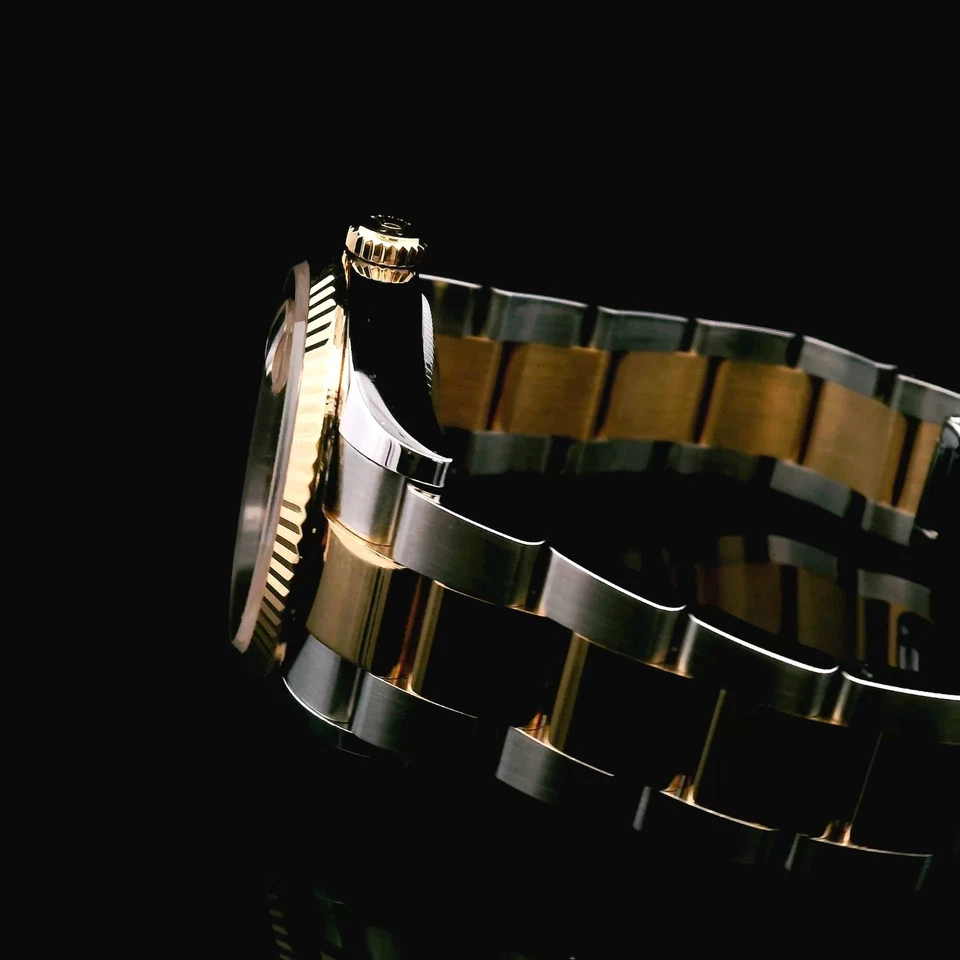 Rolex Datejust 36 mm 126233 dos tonos acero/oro amarillo estriado esfera champán Foto 2 de 4