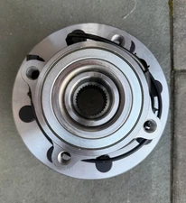 MotorbyMotor 515101 Front Wheel Bearing and Hub Assembly