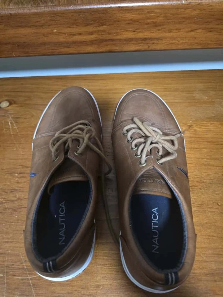 Zapatilla deportiva informal para barco Nautica Beirman para hombre - cuero sintético marrón - talla 10 Foto 3 de 4