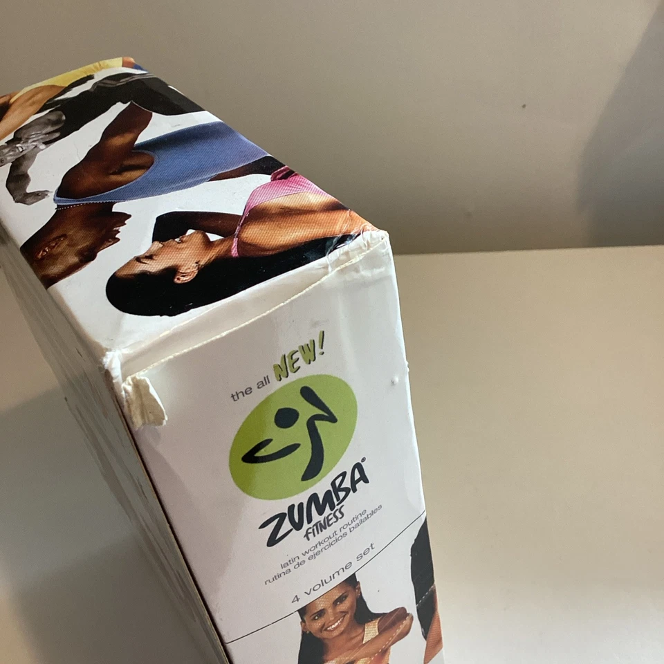 ZUMBA FITNESS  DVD BOX SET [Region 2] 4 dvd box set   - Image 4 of 4