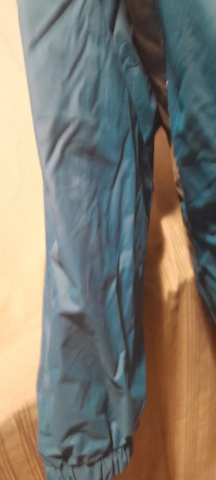 Abrigo de invierno con capucha forrado de nailon Woman Within 4X verde apenas usado si alguna vez  Foto 3 de 4