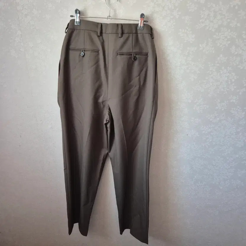 Node Archive Steady Wool Pants Brown, Lightly Used - image 4