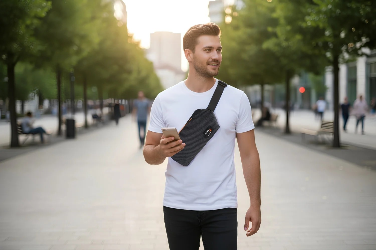 Mann trägt die Slingbag crossbody