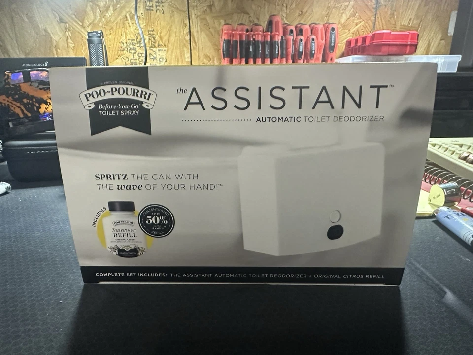 Nuevo en caja Poo-Pourri the Assistant Set Before You Go Toilet Spray/Auto Toilet Spritzer Foto 2 de 4