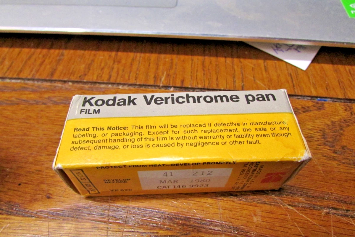 Film Photo Kodak Verichrome Pan VP120 ISO 125 - Neuf Mais Périmé 1981/1983 - Format 120
