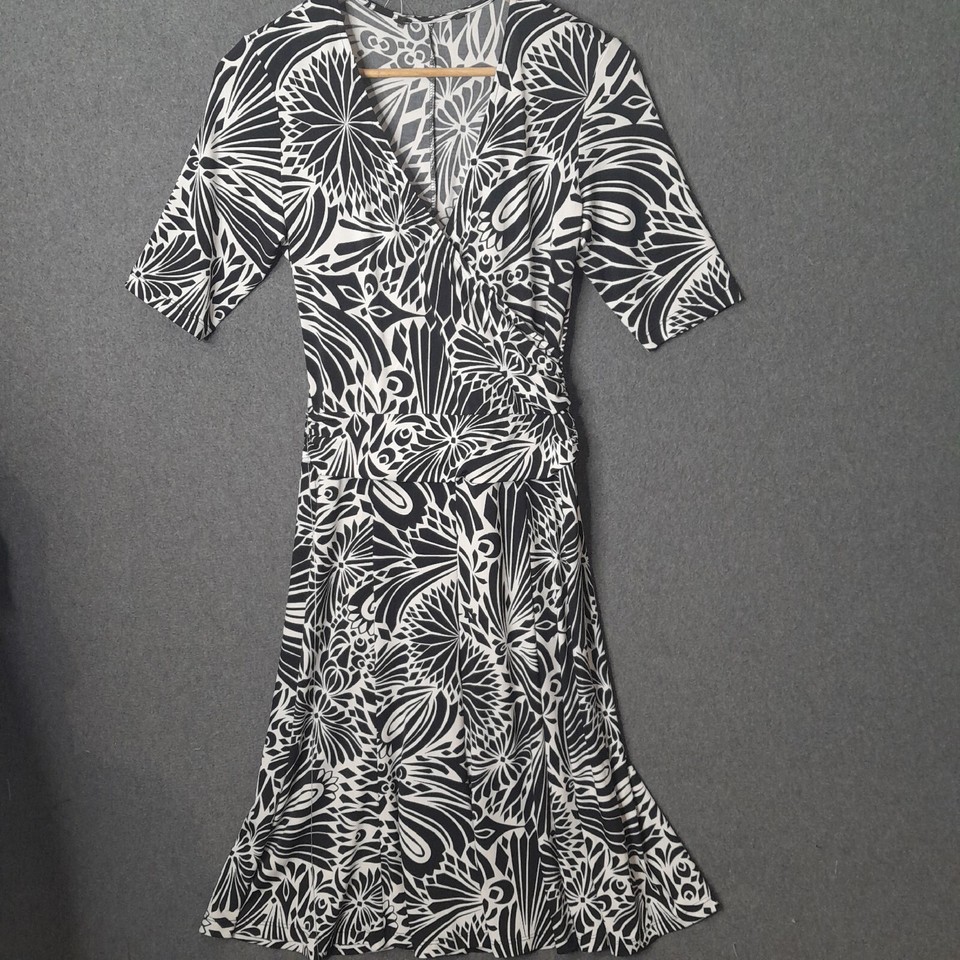 Vintage UNBRANDED Womens fit and flare dress Sz 8 black white short sleeve midi