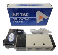 AirTac Solenoid Valve Model 4V31010BT DC24V NPT - New, Sealed