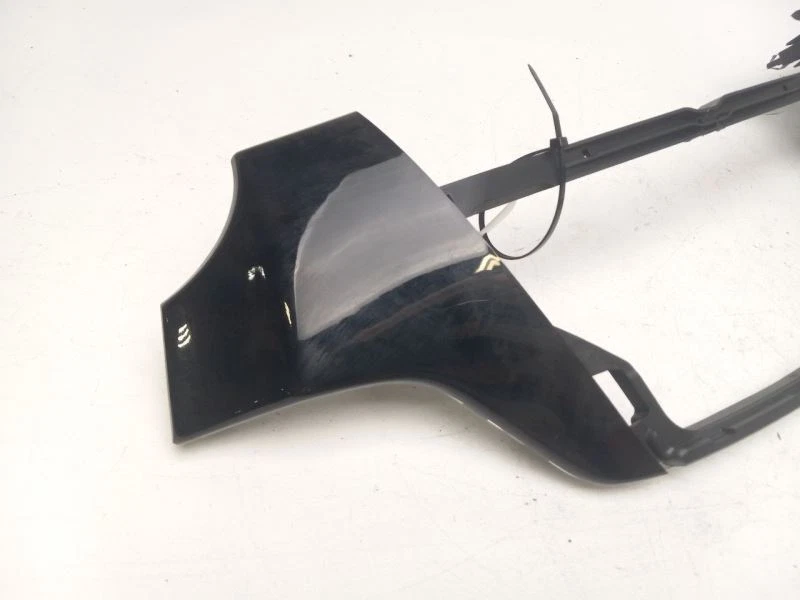 Mercedes-Benz ML63 2012 AMG bisel de tablero 47237 Foto 2 de 4