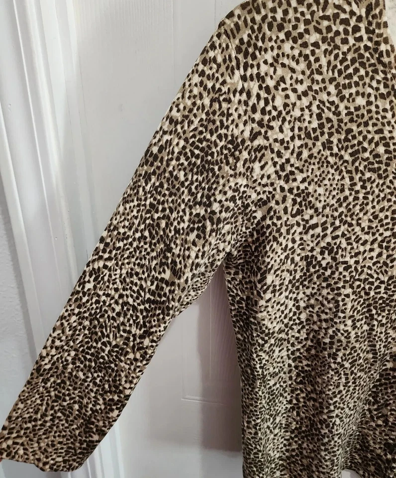 Sarah Spencer Womens Long Sleeve Button Up Cardigan Silk Blend Animal Print Sz M - Image 4 of 4
